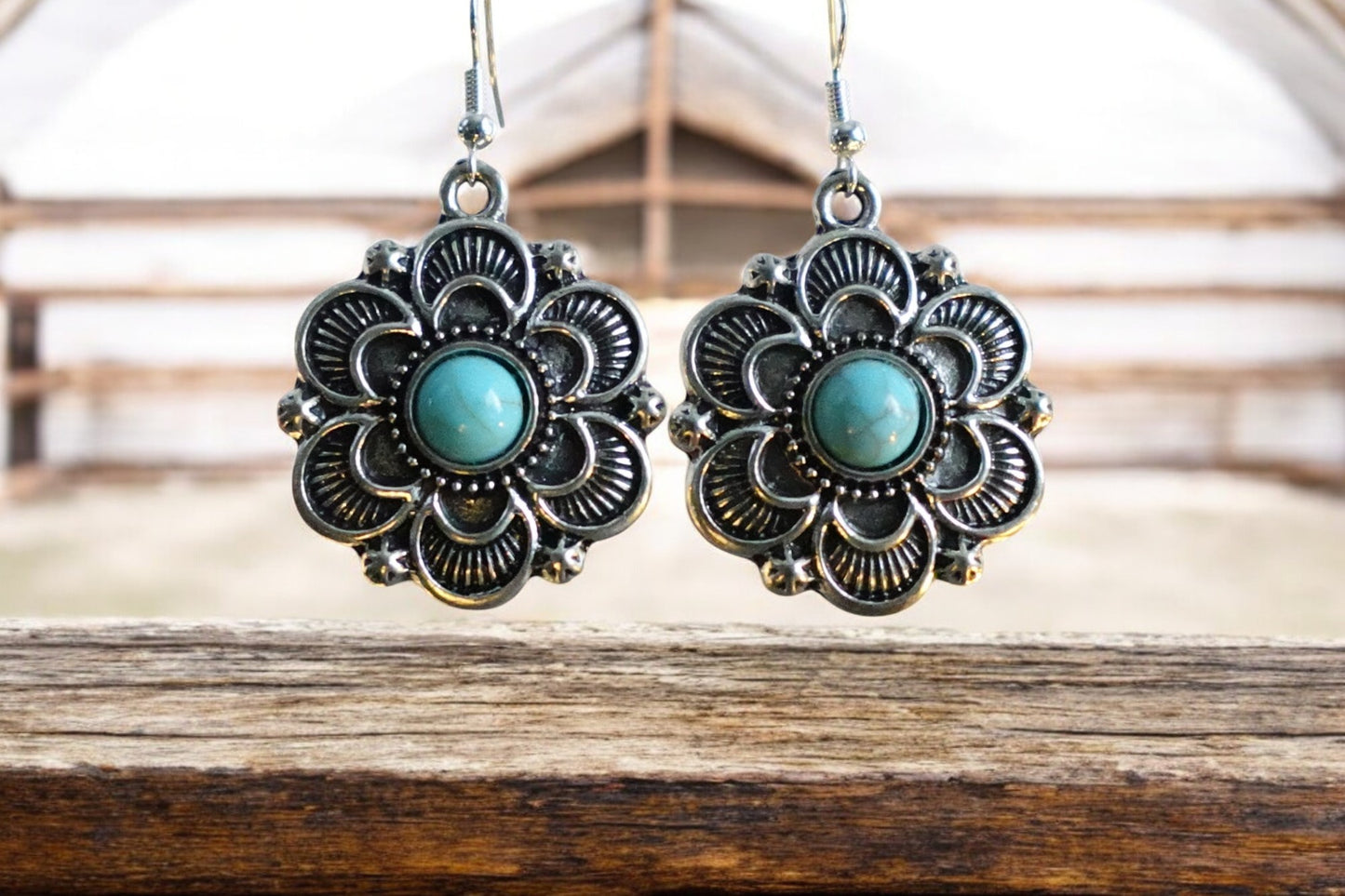 Daisy Medalion Earring